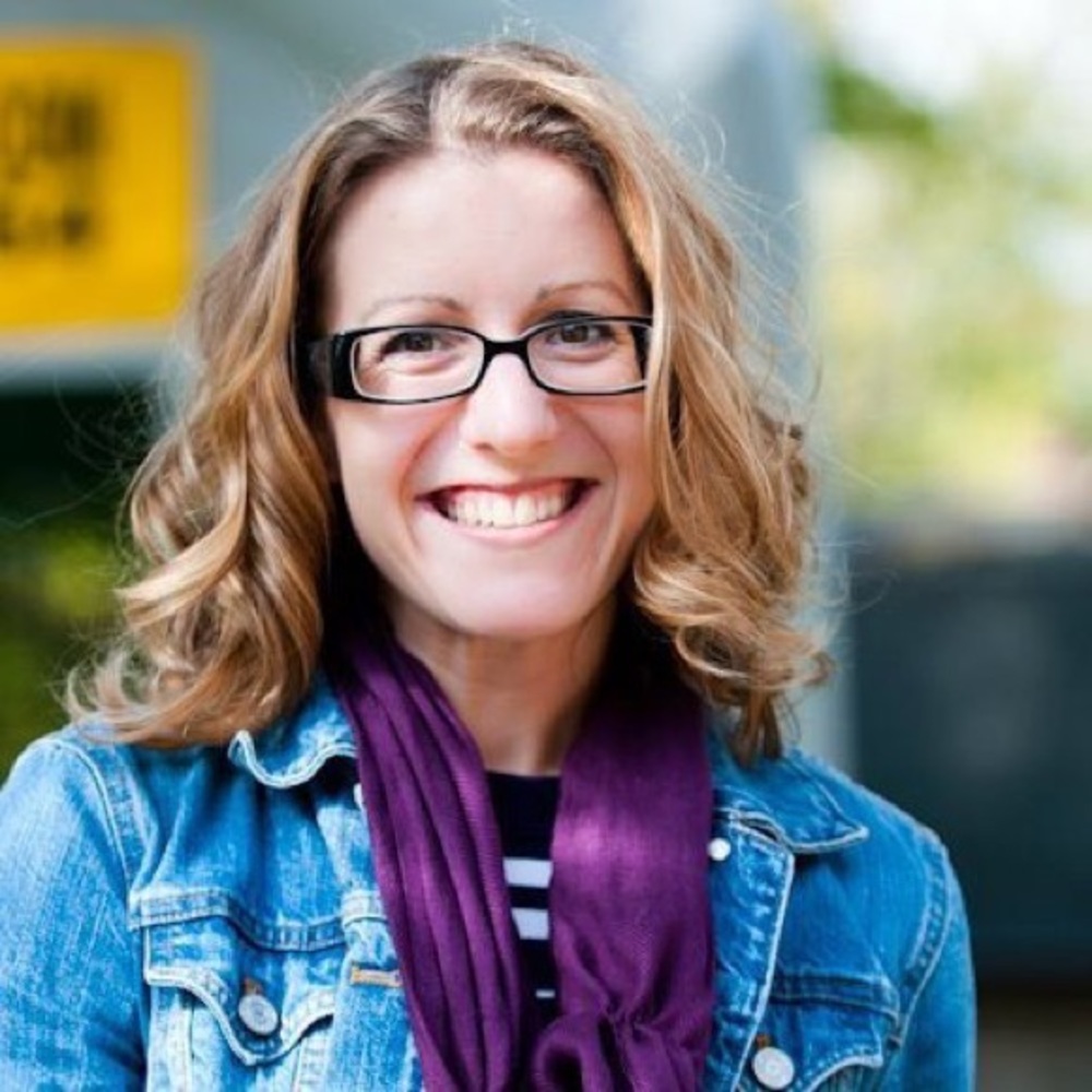 Meet your Posher, Laura